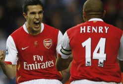 欧冠小组赛：本菲卡末轮点球不进致命翻车 小组第一拱手让给拜仁