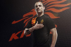 欧冠小组赛：皇马轮换阵容照样赢球 安切洛蒂“豪华板凳”显威